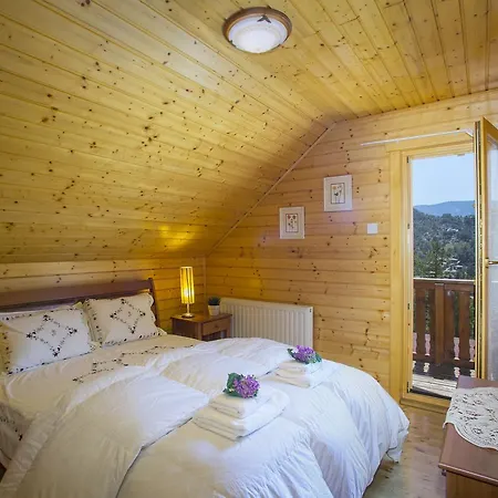 Chalet Ricky Near Troodos *