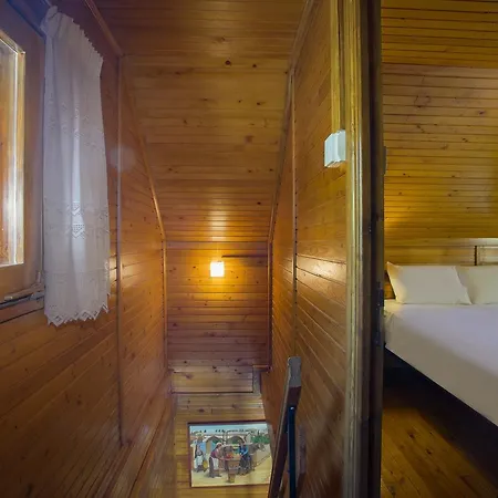 Chalet Ricky Near Troodos *