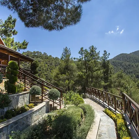 Alpstuga Ricky Near Troodos