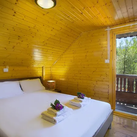 Chalet Ricky Near Troodos Spilia