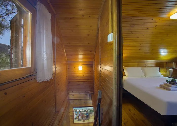 בקתה Ricky Near Troodos *