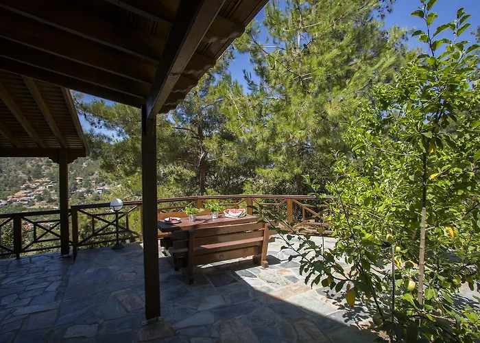 בקתה Ricky Near Troodos *